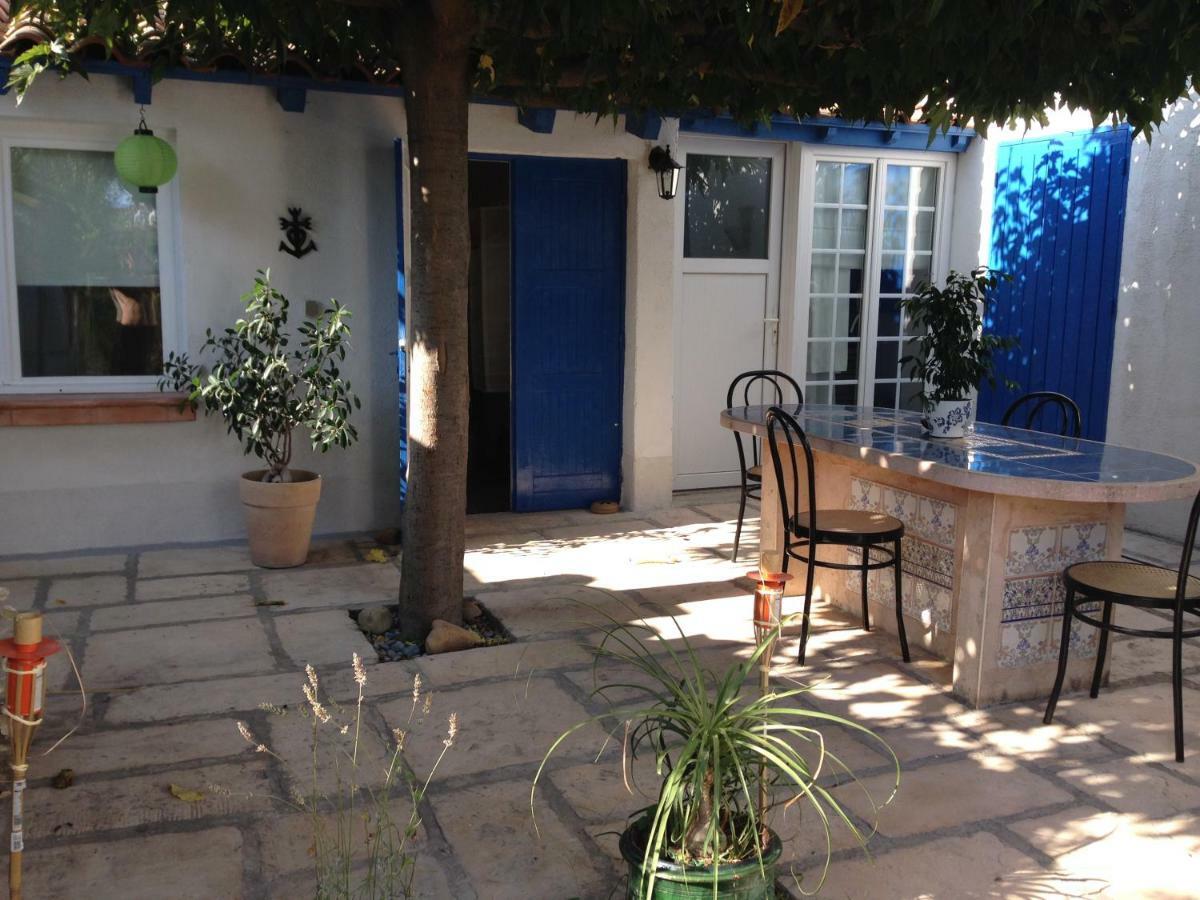 Seb&Laeti Guesthouse Saint Laurent d'Aigouze Bagian luar foto
