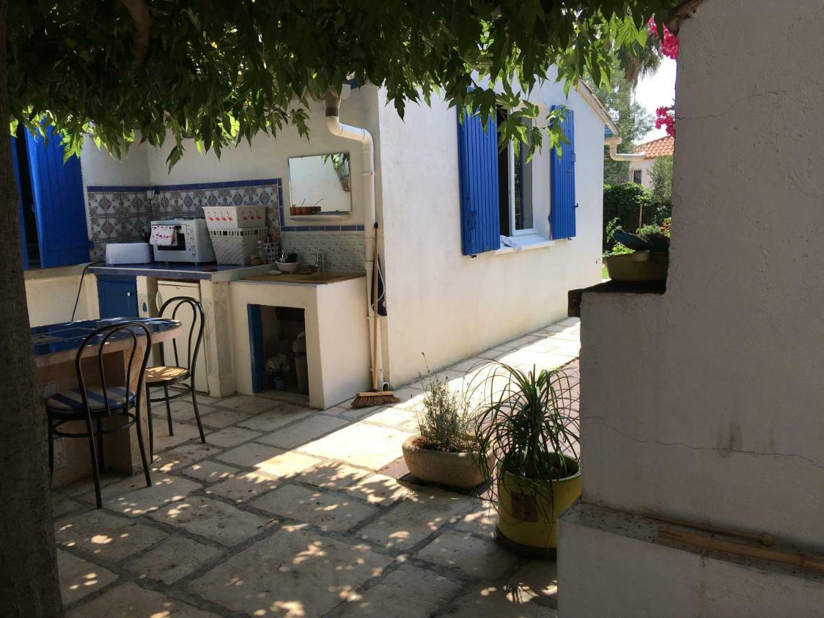 Seb&Laeti Guesthouse Saint Laurent d'Aigouze Bagian luar foto